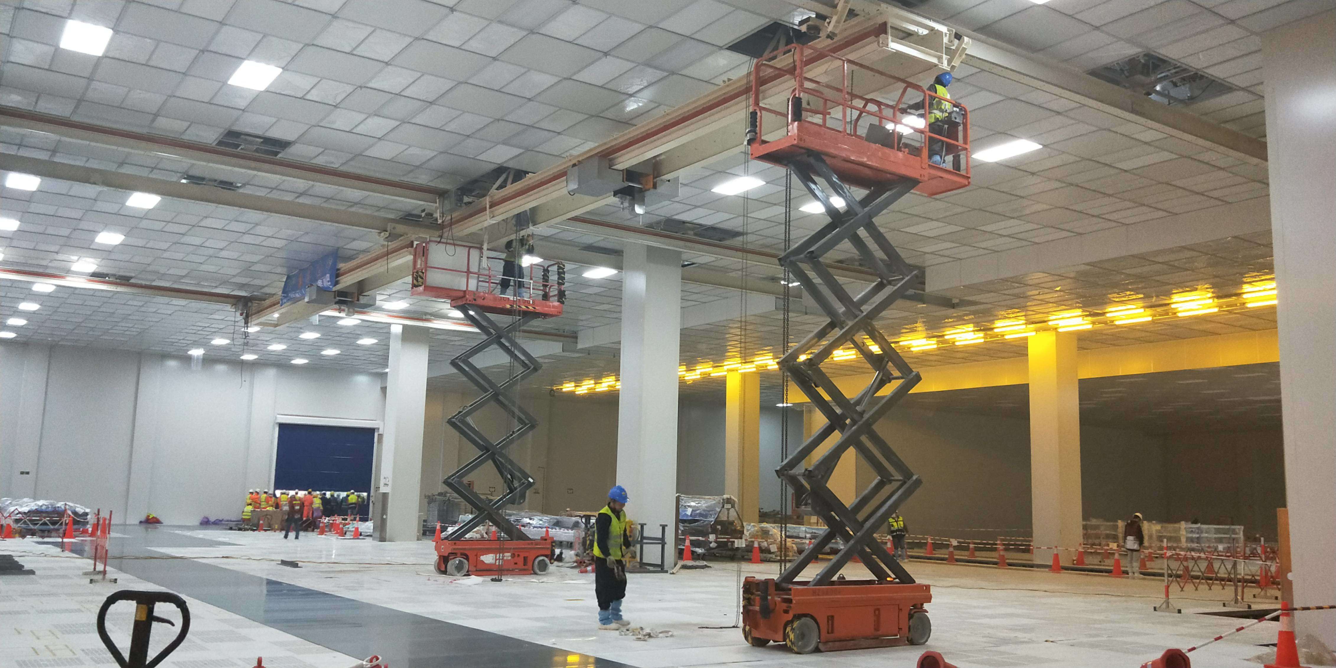 单梁多支点悬挂双梁起重机